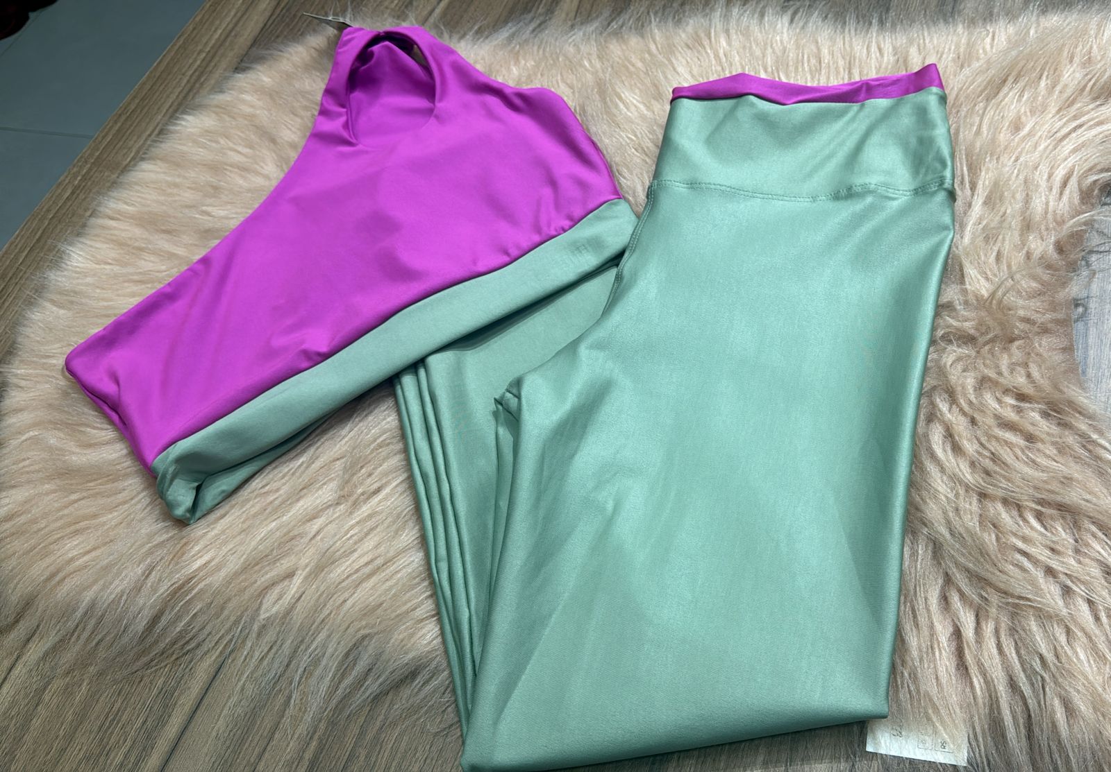 Conjunto Bicolor Nula Manga