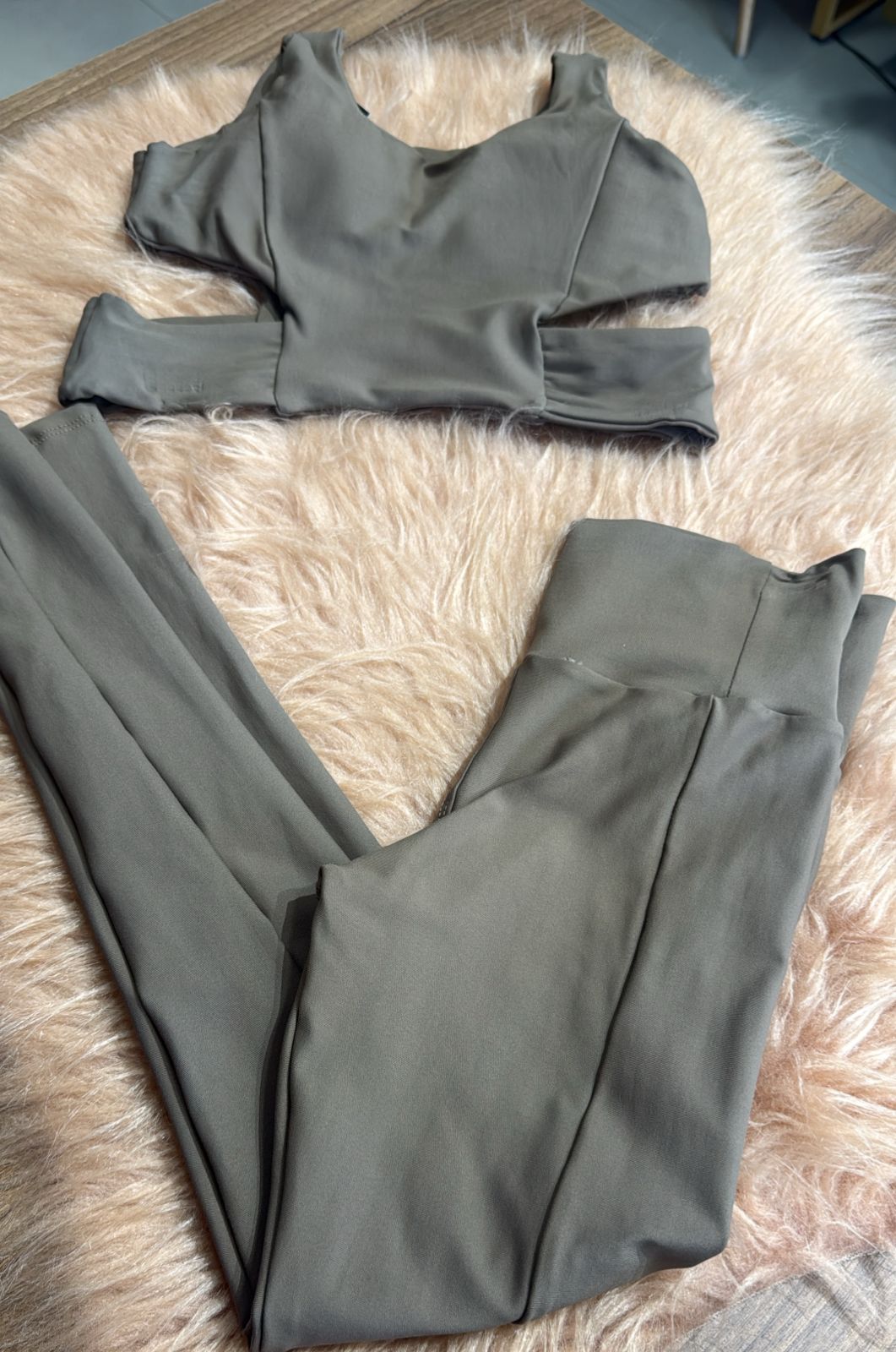 Conjunto Decote