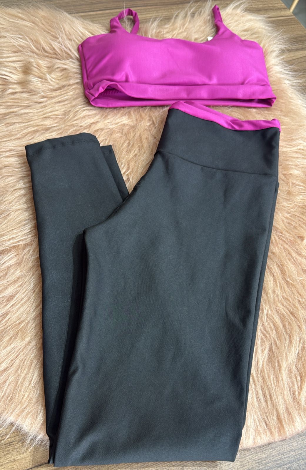Conjunto Top com Legging