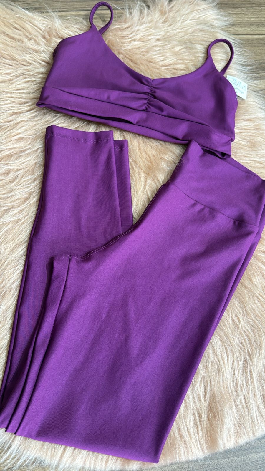 Conjunto Top Franzido com Legging